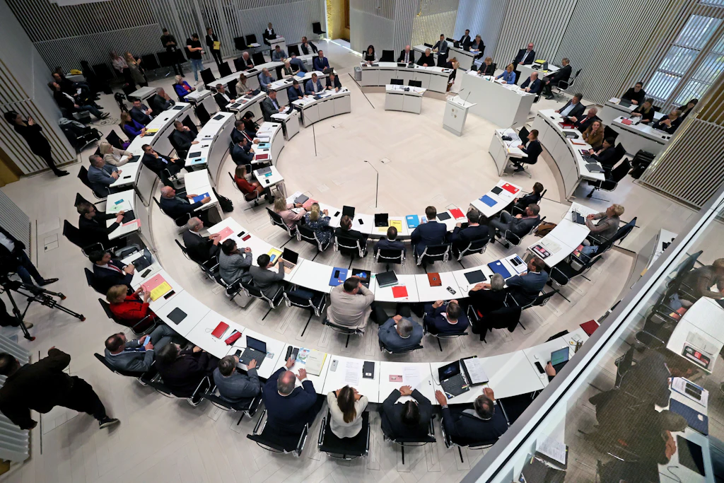 Der Plenarsaal des Landtags von Mecklenburg-Vorpommern in Schwerin