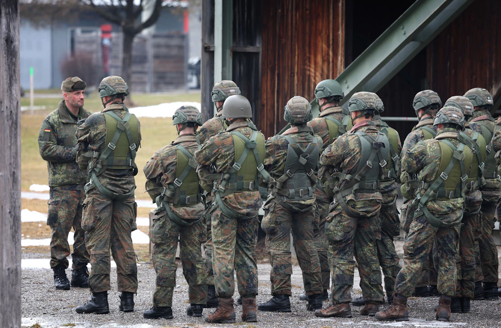 Fallschirmjäger-Skandal bei der Bundeswehr: Zahl der Beschuldigten steigt weiter an
