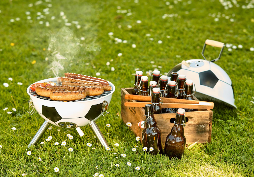 Großbild und Grillgut im Garten: So wird die Fußball-WM 2026 zum Sommermärchen 2.0