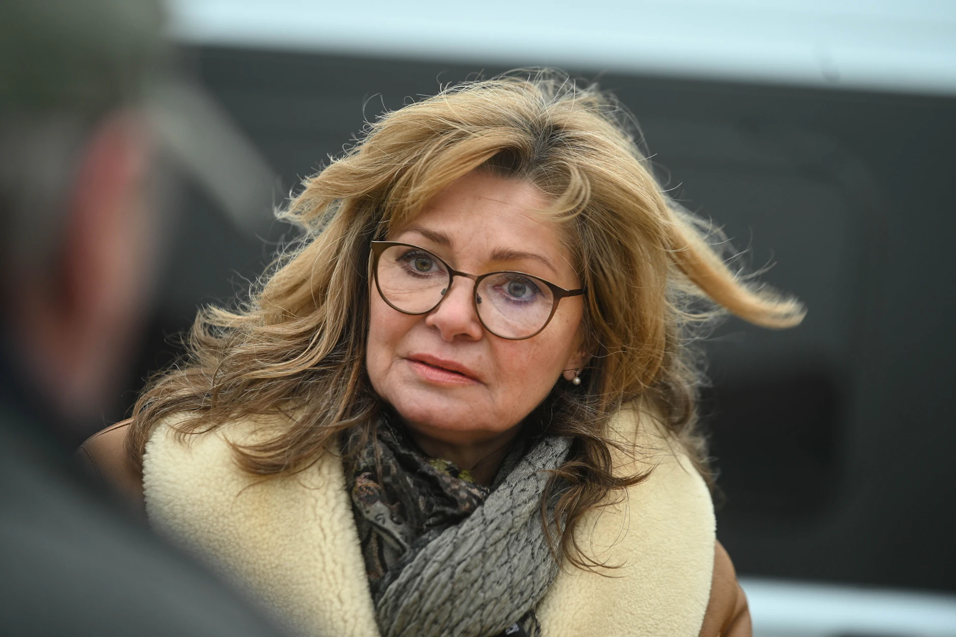 Maren Gilzer wurde in Ost-Berlin geboren.