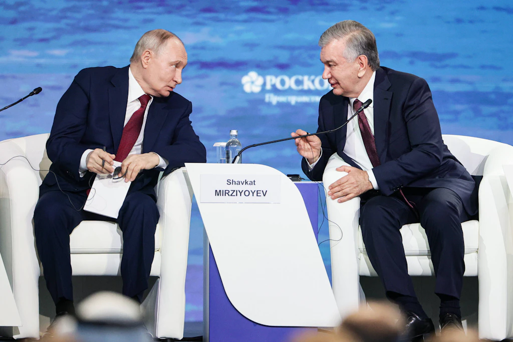 Usbekistans Mirsijojew bei Putins Wirtschaftsforum – das sind seine Pläne für Zentralasien
