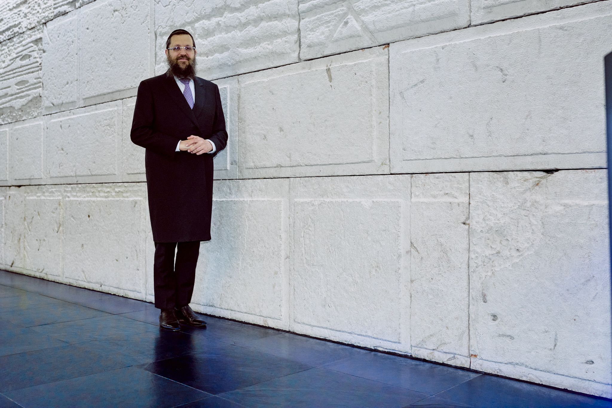 30 Jahre Jüdische Gemeinde Chabad Berlin: „Dunkelheit kehrt man nicht mit dem Besen weg, sondern nur mit Licht“