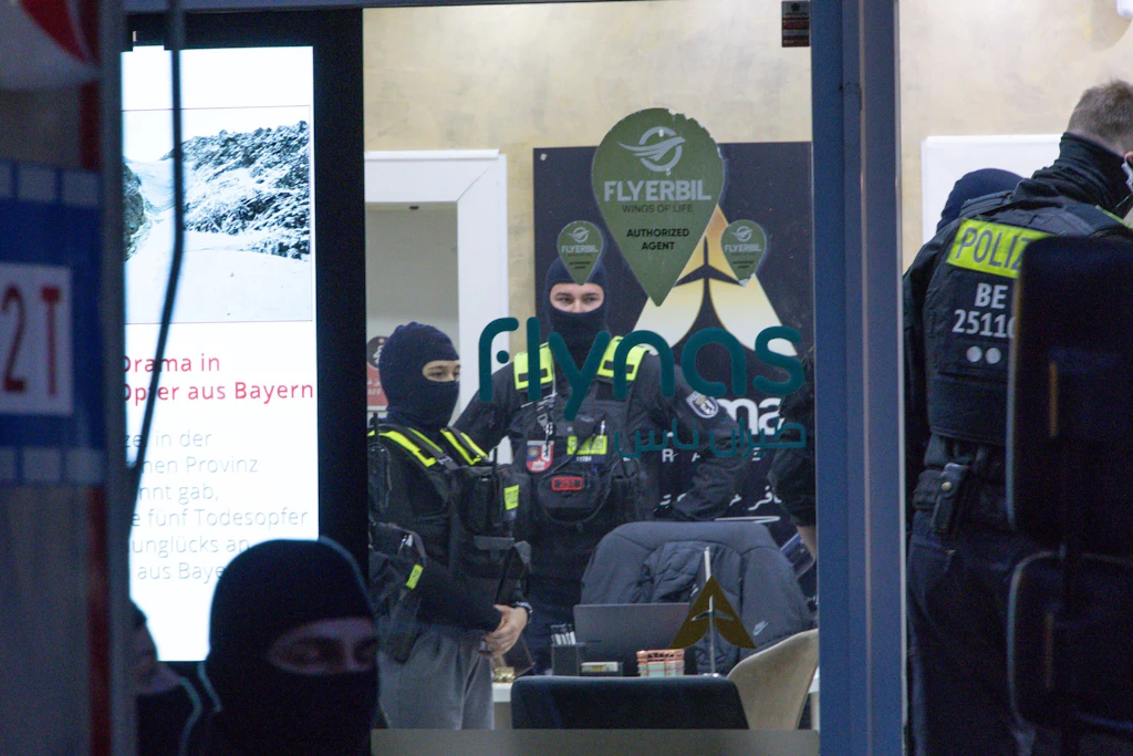Am 1. November rückte die Polizei zu mehreren Durchsuchungen an, unter anderem in der Sonnenallee. Der Terrorverdächtige Abdullah R. wurde festtgenommen.