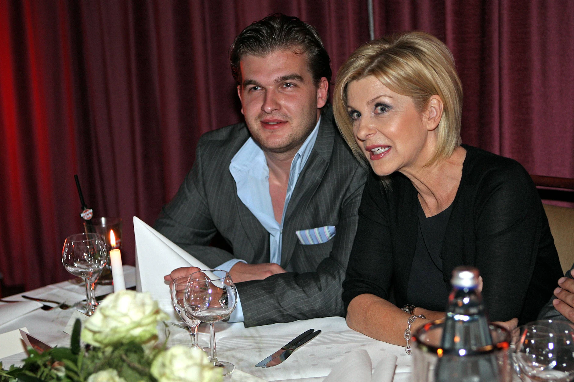 Gregor Nebel mit seiner berühmten Mutter, der Fernsehmoderatorin Carmen Nebel.