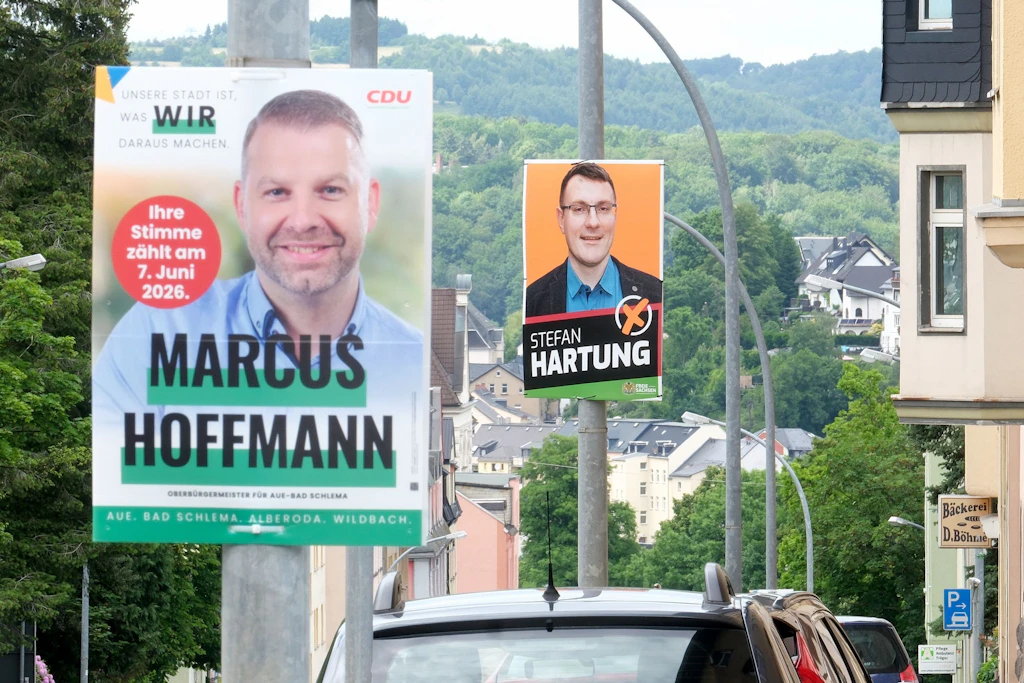 Marcus Hoffmann von der CDun wurde zum neuen Oberbürgermeister von Aue-Bad Schlema gewählt. Dagegen haben die „Freien Sachsen“ Einspruch erhoben.