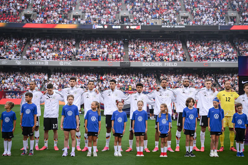 Fifa-Beschluss: WM-Spieler sollen bei Nationalhymn