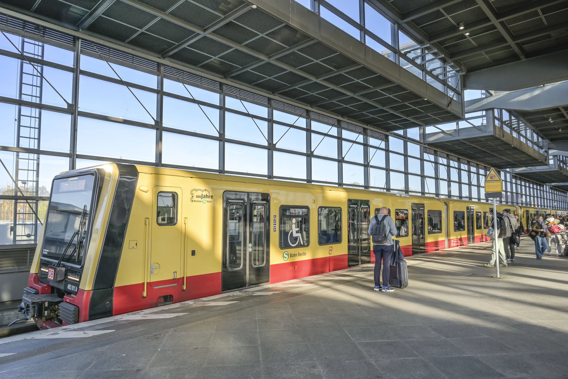 Sind die Bauarbeiten erst geschafft, sollte es weniger S-Bahn-Störungen geben. Doch bis dahin müssen die Fahrgäste Geduld haben.