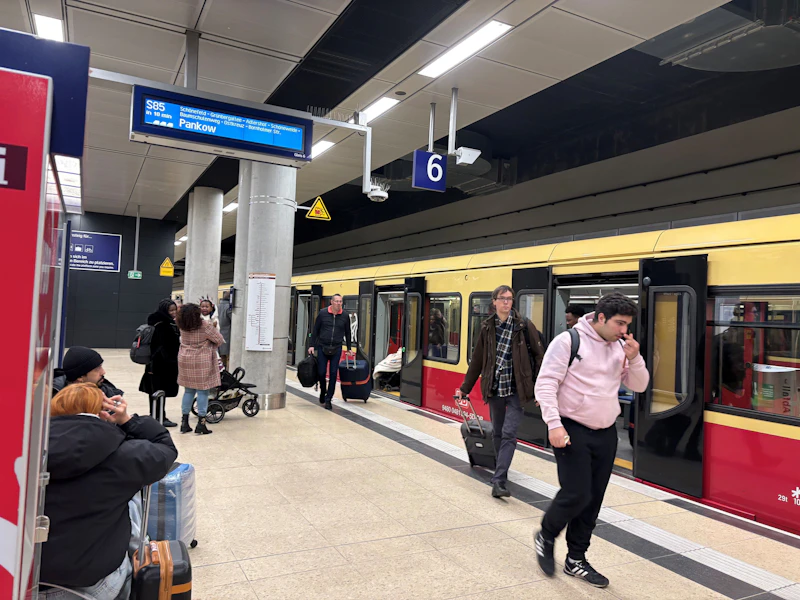S-Bahn im Südosten von Berlin wieder unterbrochen: So lange 