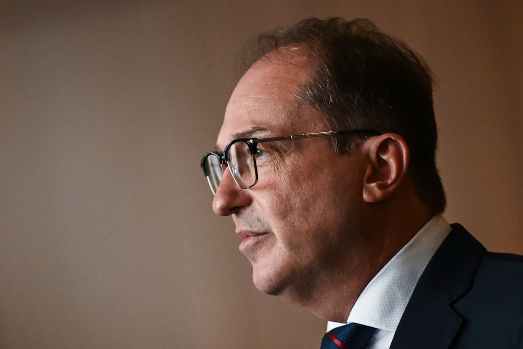 Dobrindt: Abwehrzentrum für hybride Bedrohungen startet nächste Woche