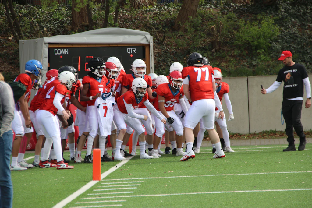 „The Program“: So baut Zach Cavanaugh in Berlin ein neues Football-Team auf