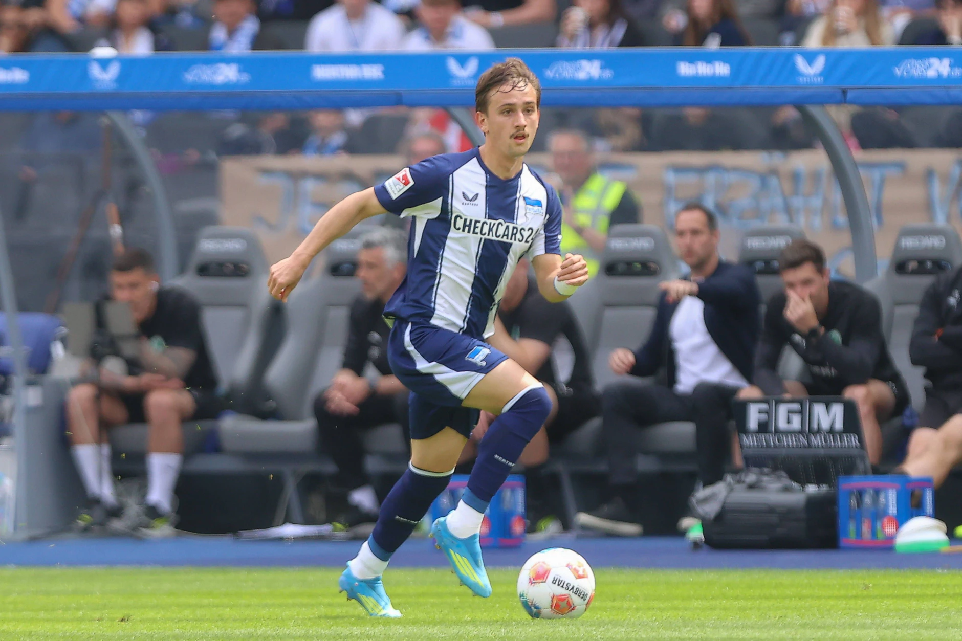 Michal Karbownik verlässt Hertha BSC. Der türkische Klub Basaksehir will den polnischen Außenverteidiger verpflichten.