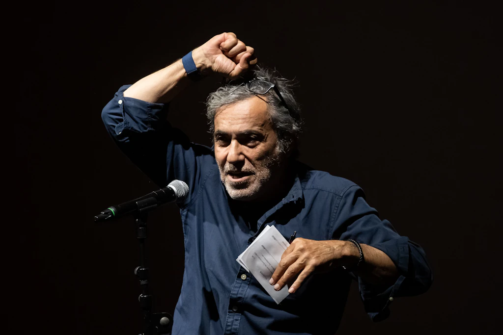 Vom Hof gejagt, der doch sein eigener ist: So war Jürgen Kuttners Abschied von der Volksbühne