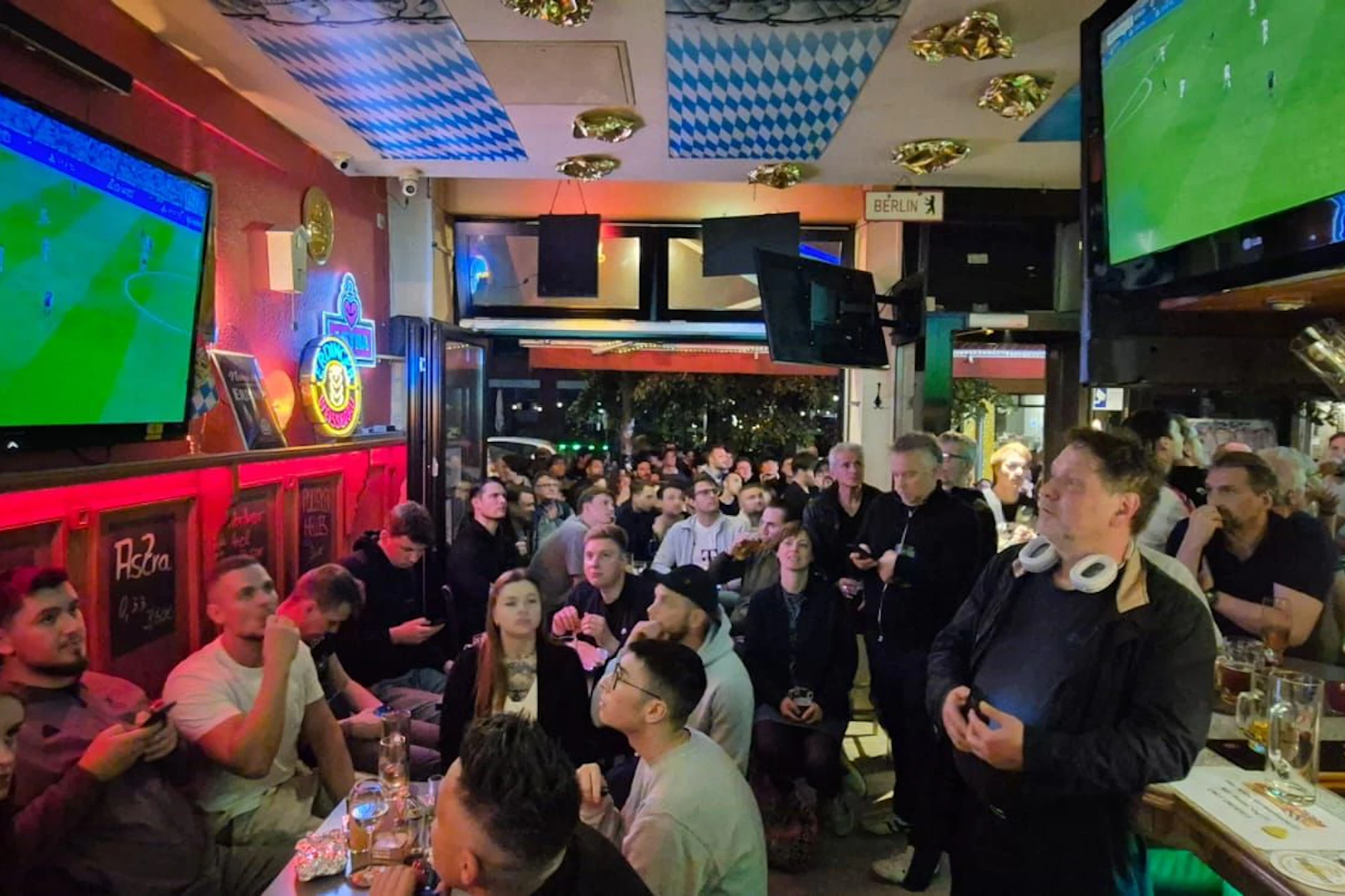 Die „Sportsbar Tor 133“ ist ein absoluter Hotspot für WM-Spiele.