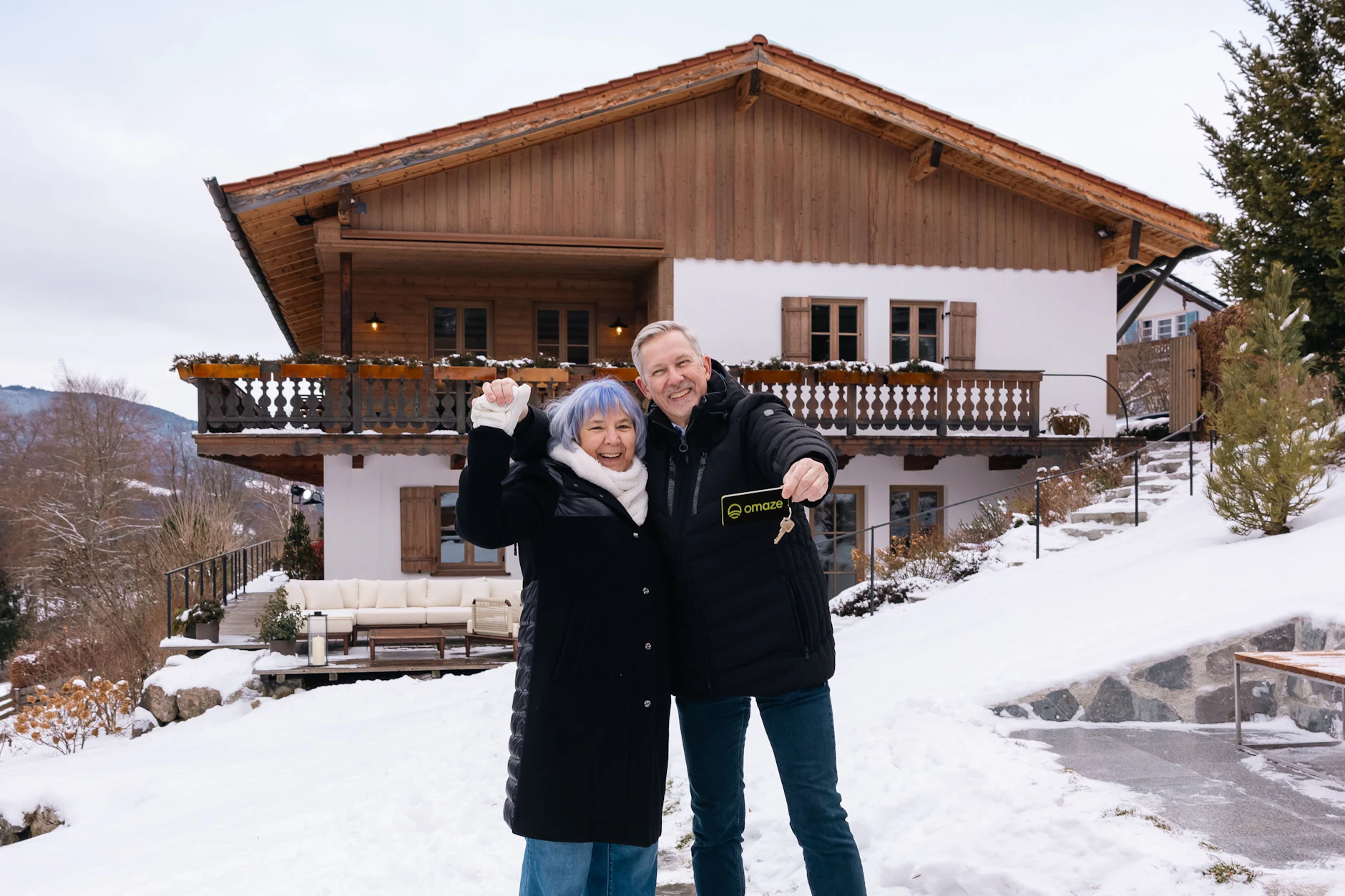 Paar verkauft Millionen-Villa aus der Lotterie von Omaze: Dürfen die das?