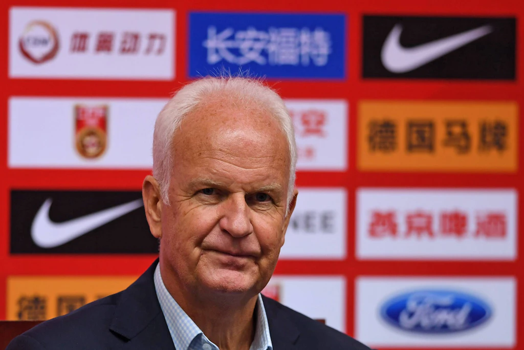 Seine letzte Trainerstation: Von 2018 bis 2019 coachte der heute 78-jährige Fußballlehrer die syrische Nationalmannschaft.