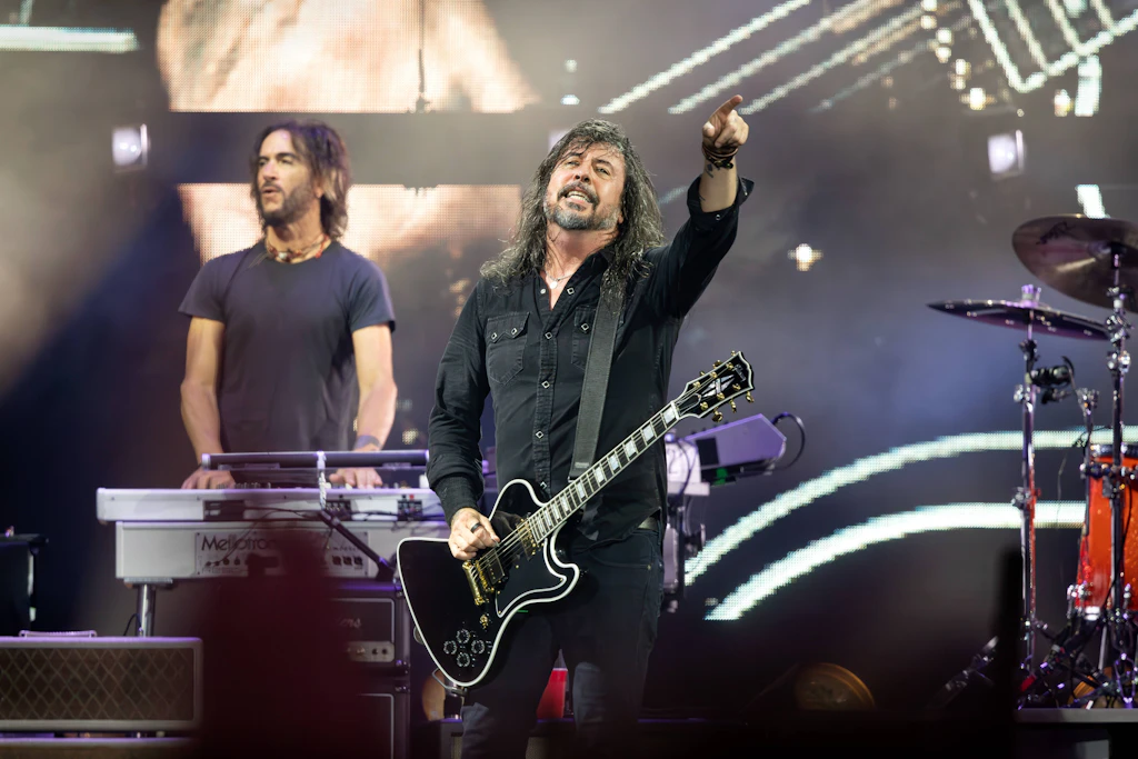 Die Foo Fighters beim Konzert live im Olympiastadion in Berlin