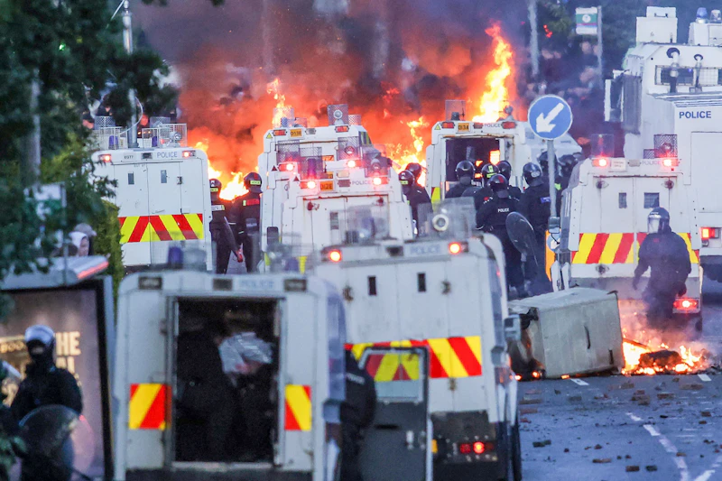 Brennendes Belfast, wankendes Königreich: Wie stabil ist Gro