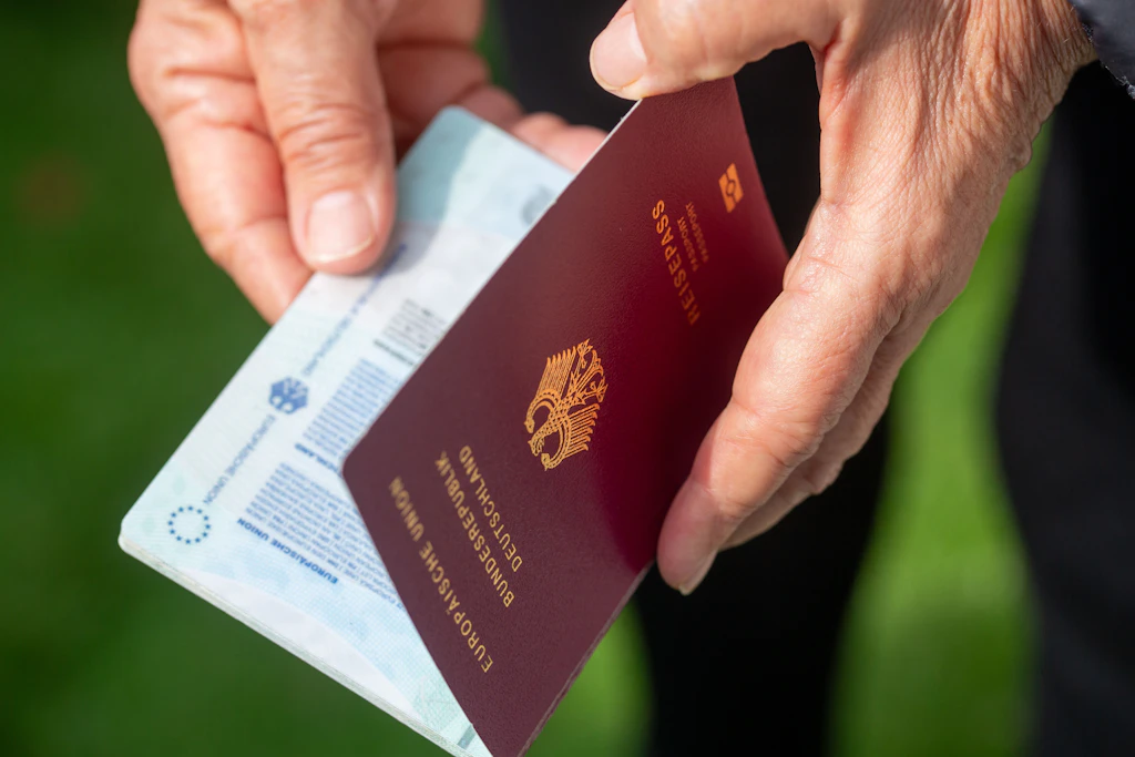Sächsische Behörde patzt bei Reisepass: Moritzburg muss 14.000 Euro für Neuseelandreise zahlen