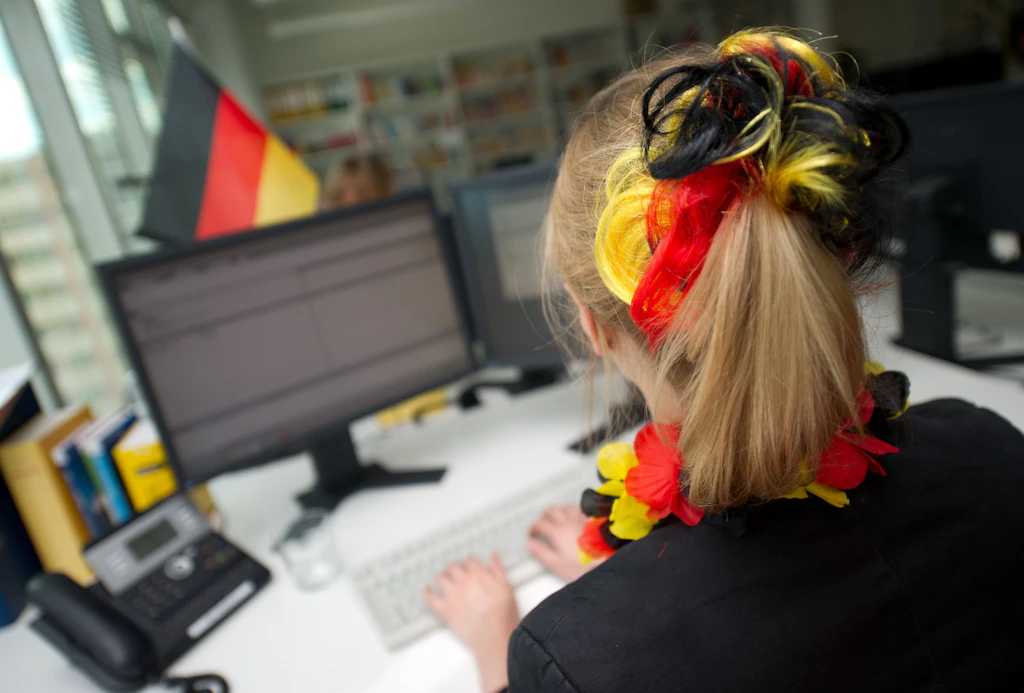 Phishing, Fakeshops und Schadsoftware: Online-Betrug rund um die Fußball-WM