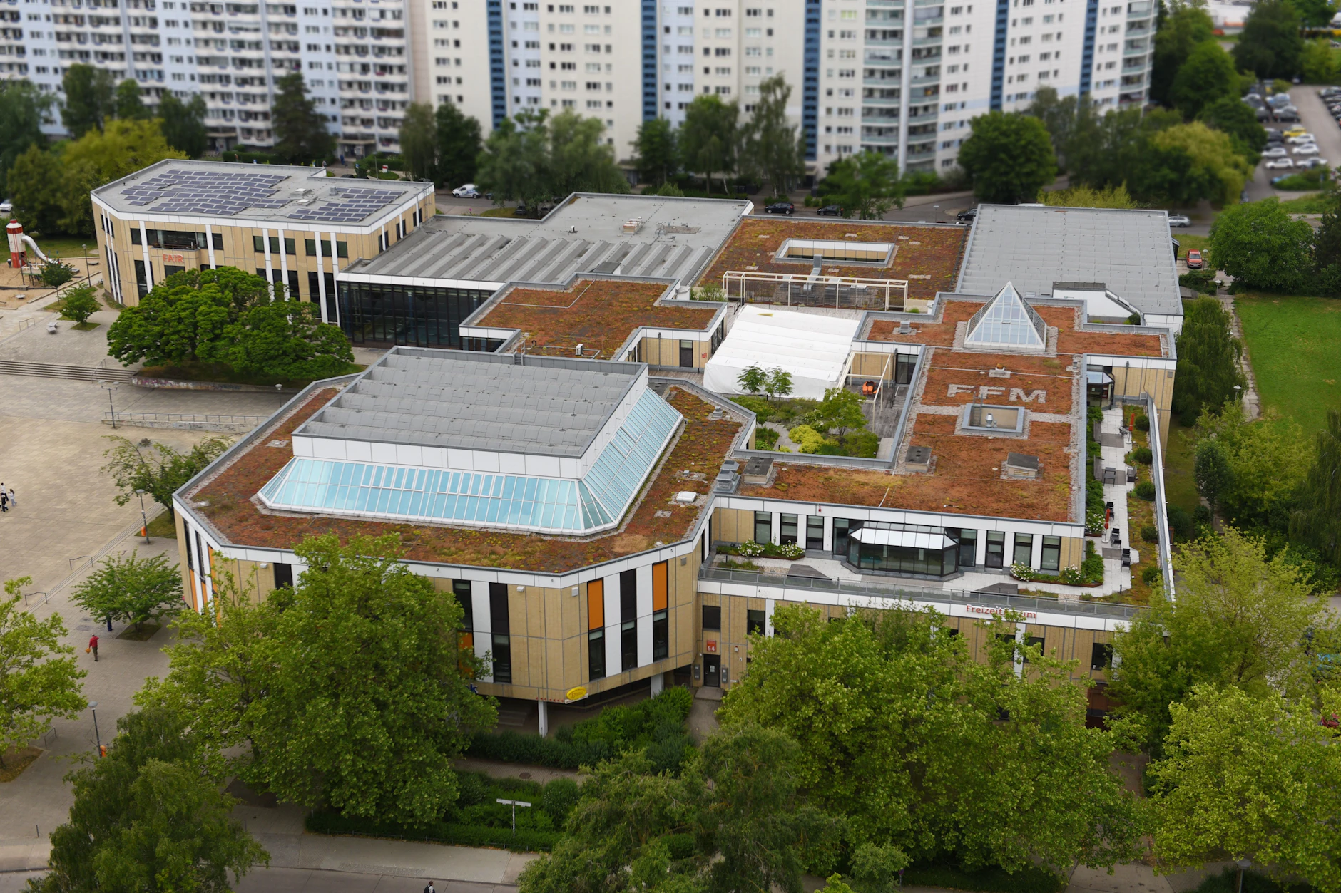 Warum kennt keiner den kleinen Kulturpalst im Osten? Das Freizeitforum in Marzahn erfindet sich für die Zukunft neu.