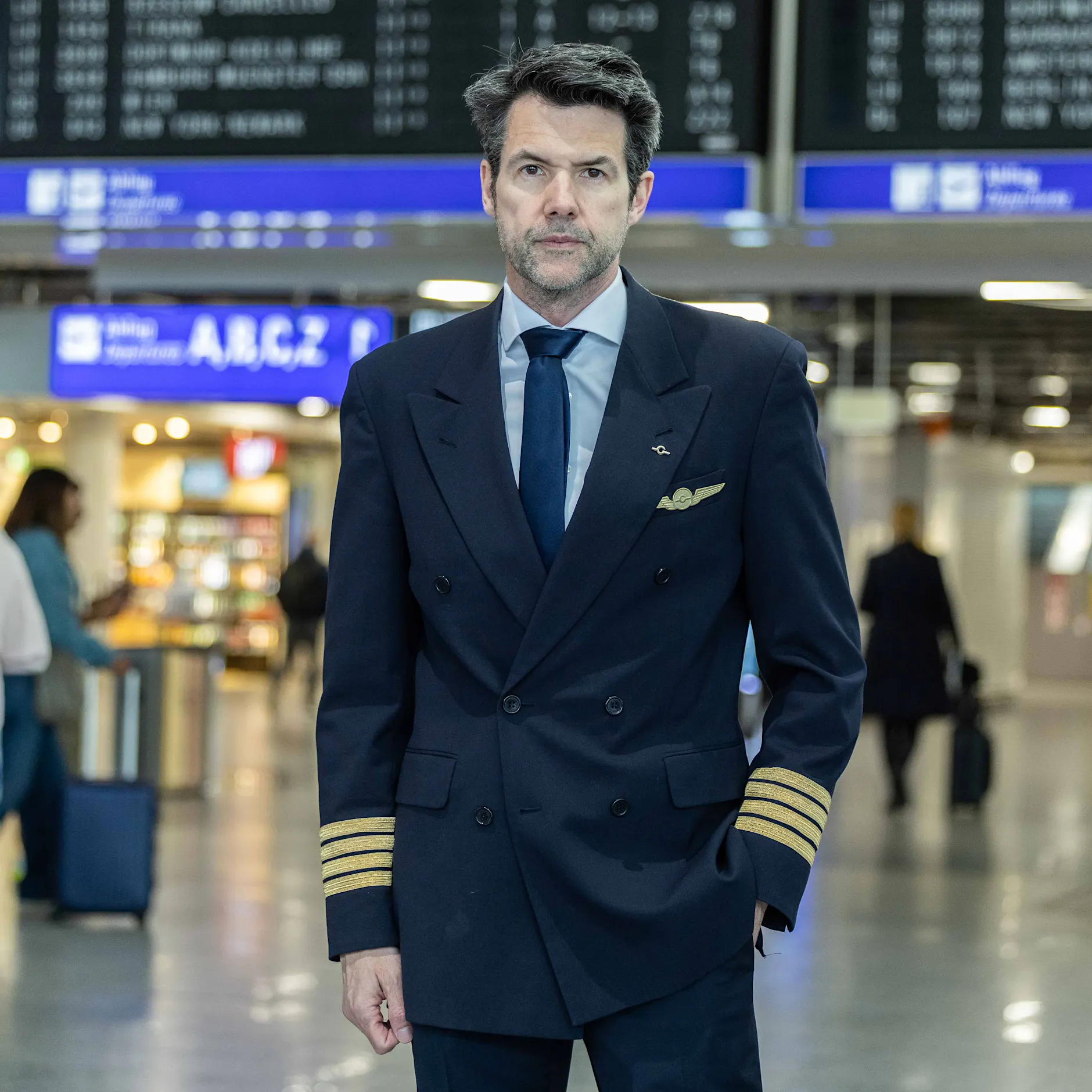 Schon drei Streiks in 2026: So viel verdienen Lufthansa-Piloten wirklich