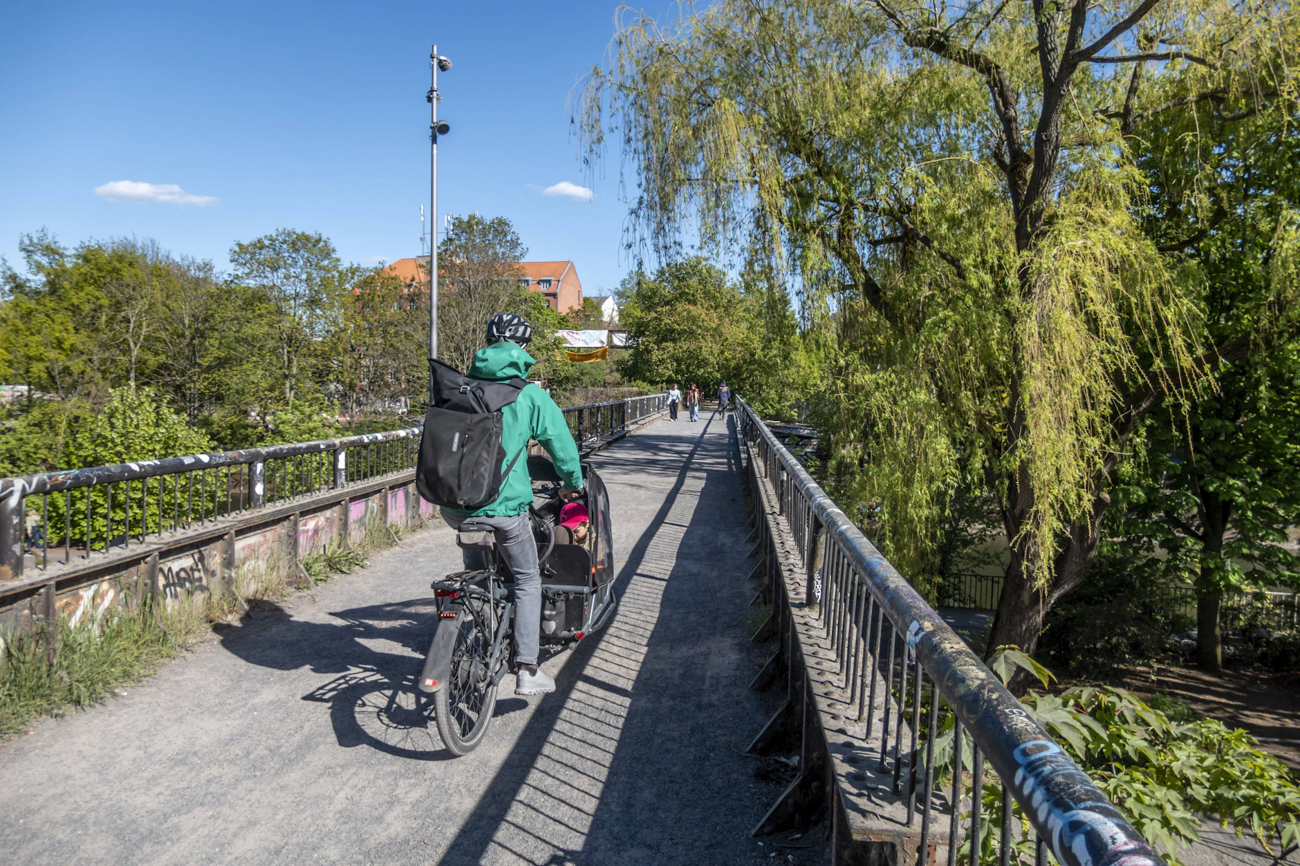 Die Görlitzer Bahnbrücken, die von Kreuzberg nach Treptow führen, sollen jetzt doch erhalten werden.