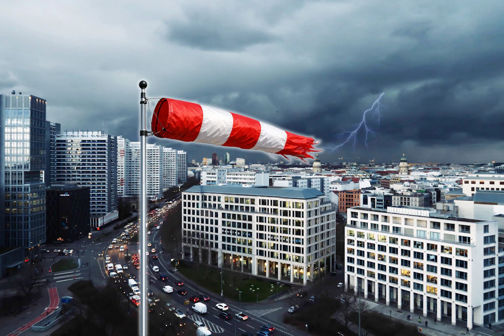 Am Samstag zieht eine Gewitterfront Richtung Osten.