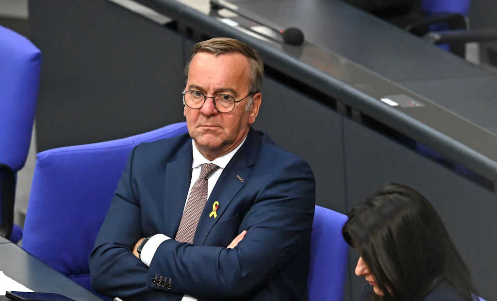Erst „Staatswohl“, dann „Büroversehen“: Pistorius nennt doch Zahl der Kriegsdienstverweigerer
