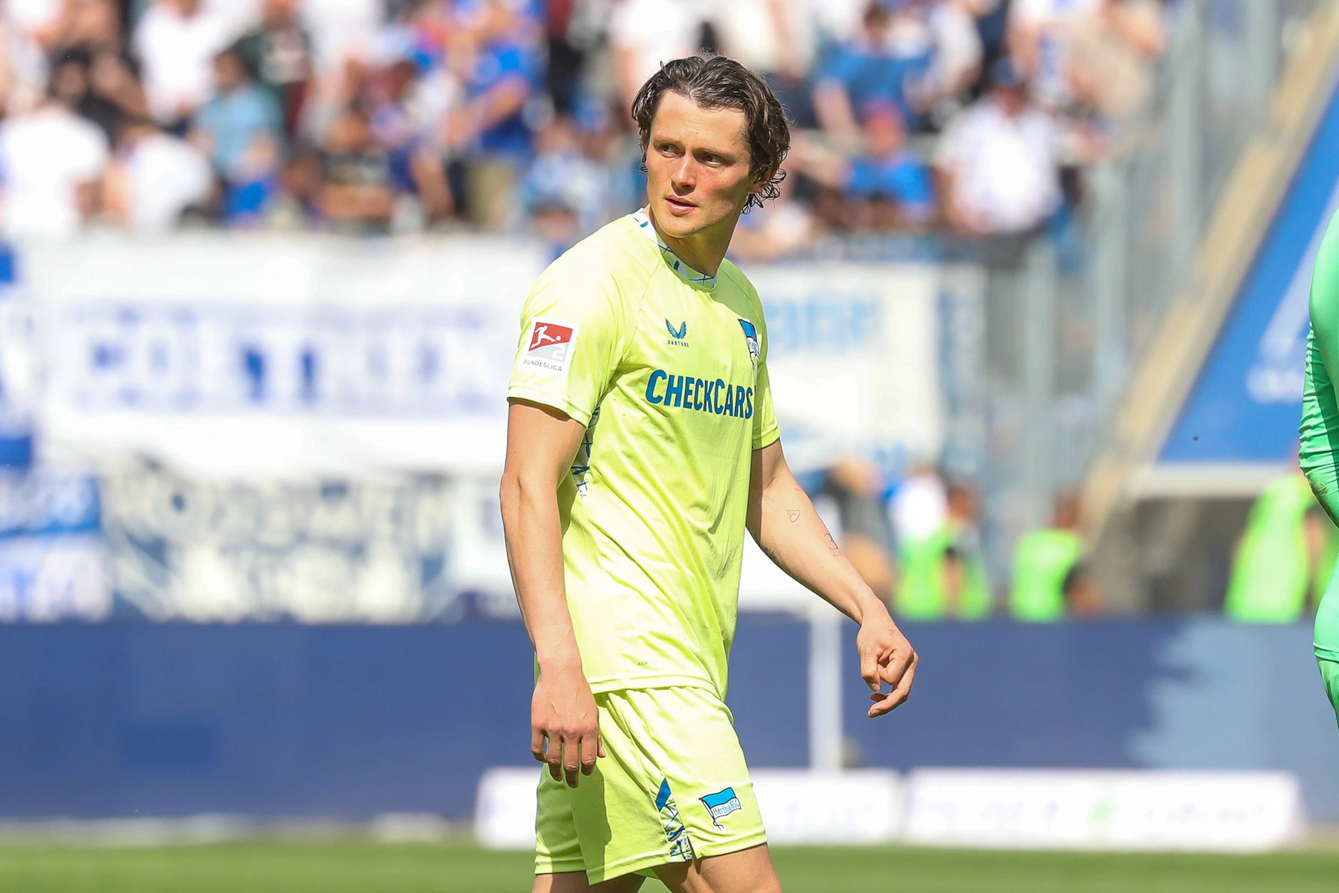 Glücklich dürfte Fabian Reese nicht dreinblicken, wenn er derzeit die Kommentare unter seinen Posts liest.