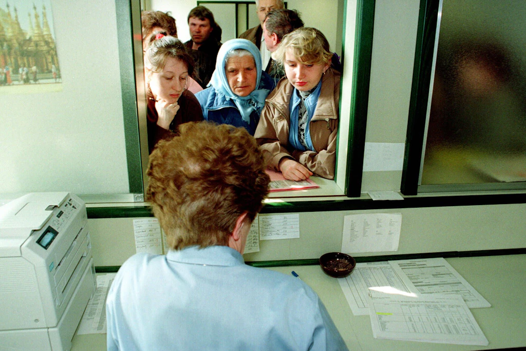 Russlanddeutsche Aussiedler im Aufnahmelager Unna im Jahr 1996