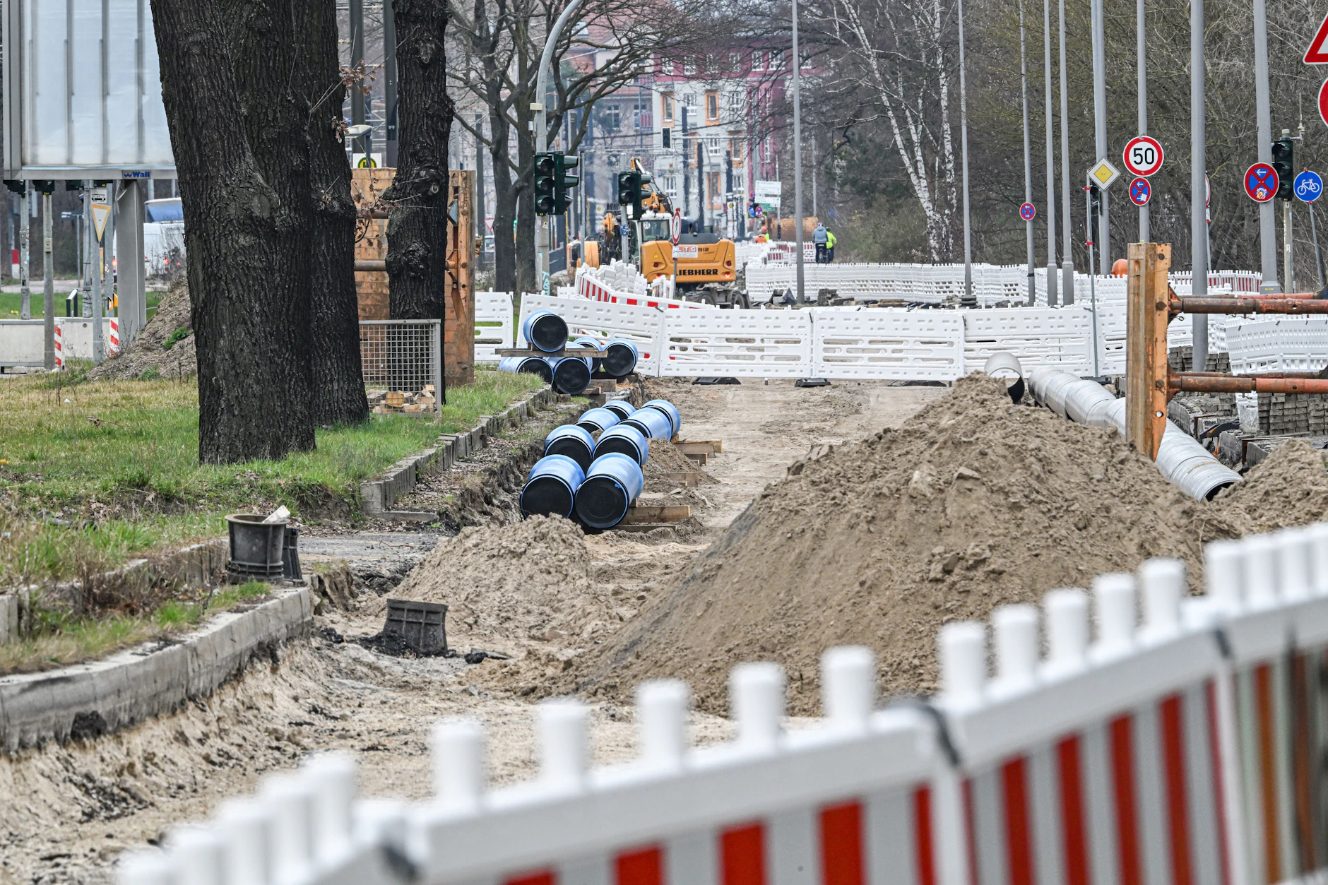 Treskowallee gesperrt – auch hier drohen jetzt lange Staus