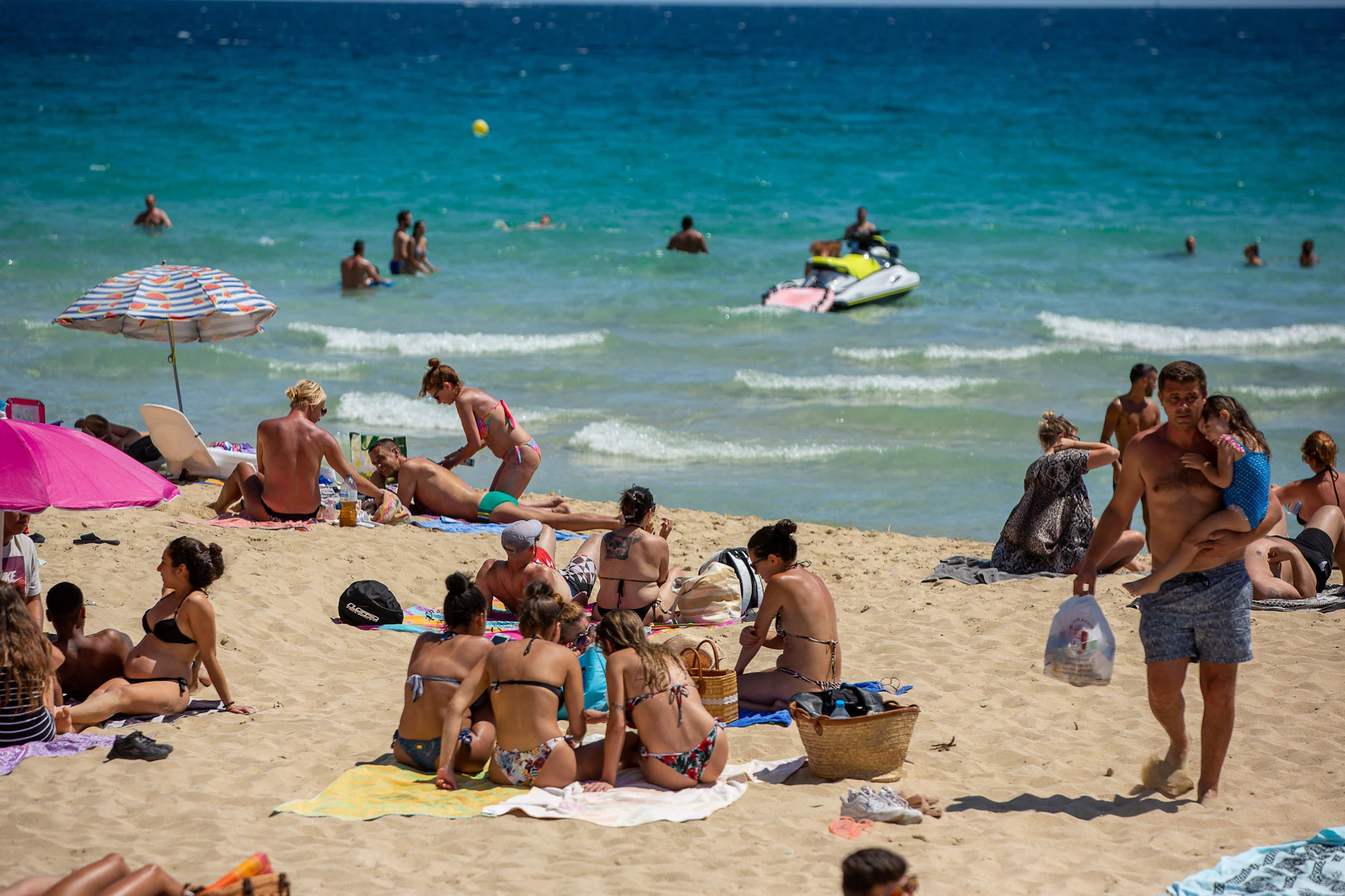 Der Strand von Cala Major auf Mallorca. Hier wurde die Berlinerin von einem beißenden Fisch attackiert.