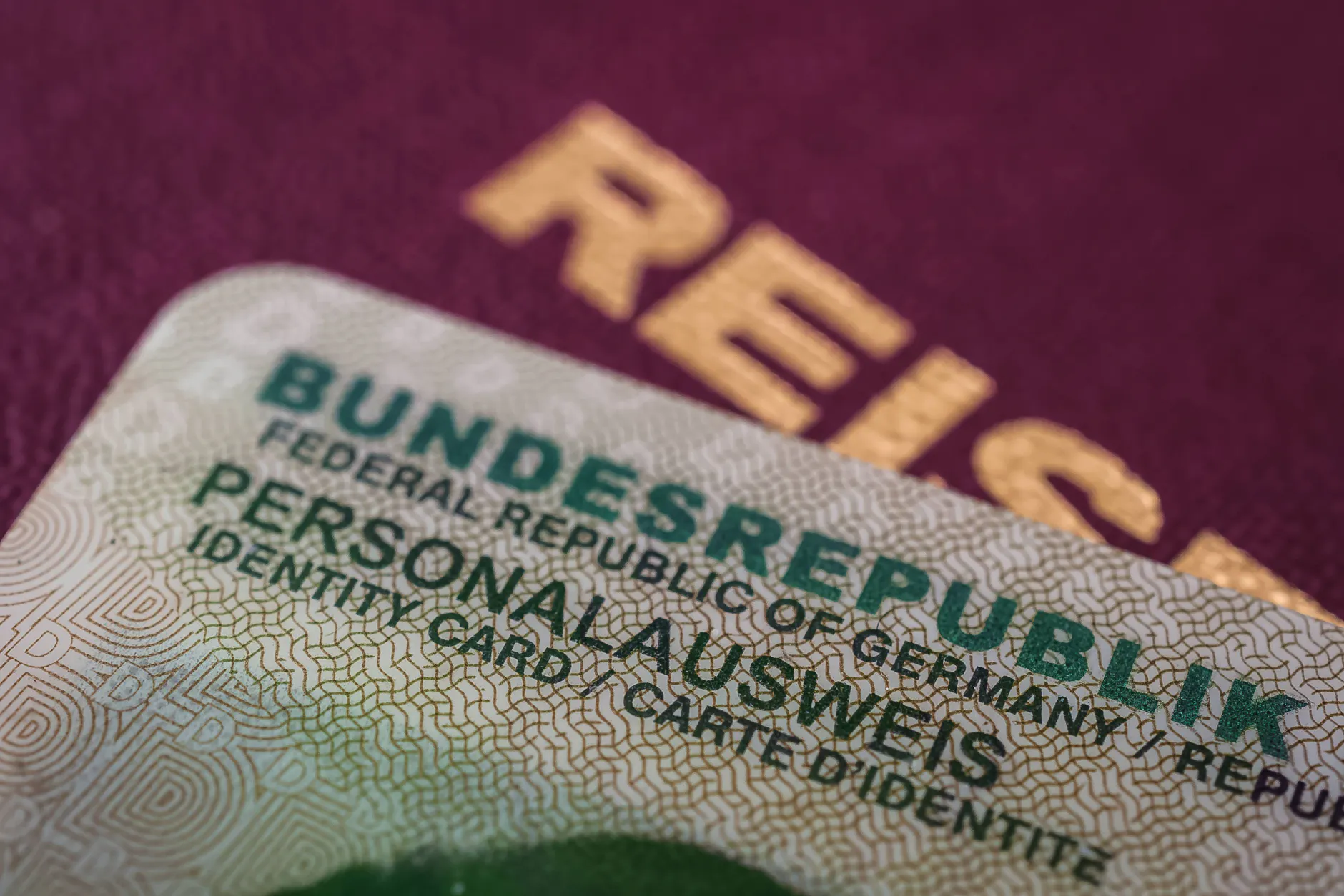 Perso aufs Handy: So will die Regierung unseren Alltag ab 2027 umkrempeln