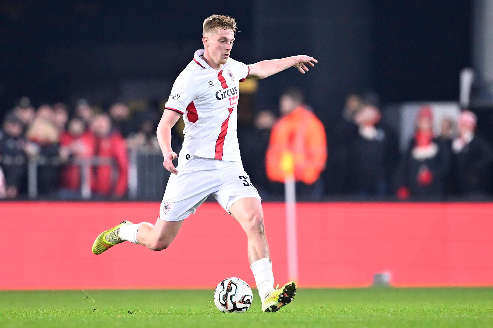 Heißes Transfer-Beben bei Union Berlin: Kommt van den Bosch, weil ER gehen muss?