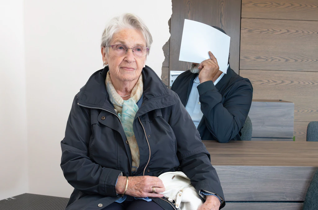 Dieb beklaute Margarete (89): Im Schmuck war eine Locke ihres toten Mannes