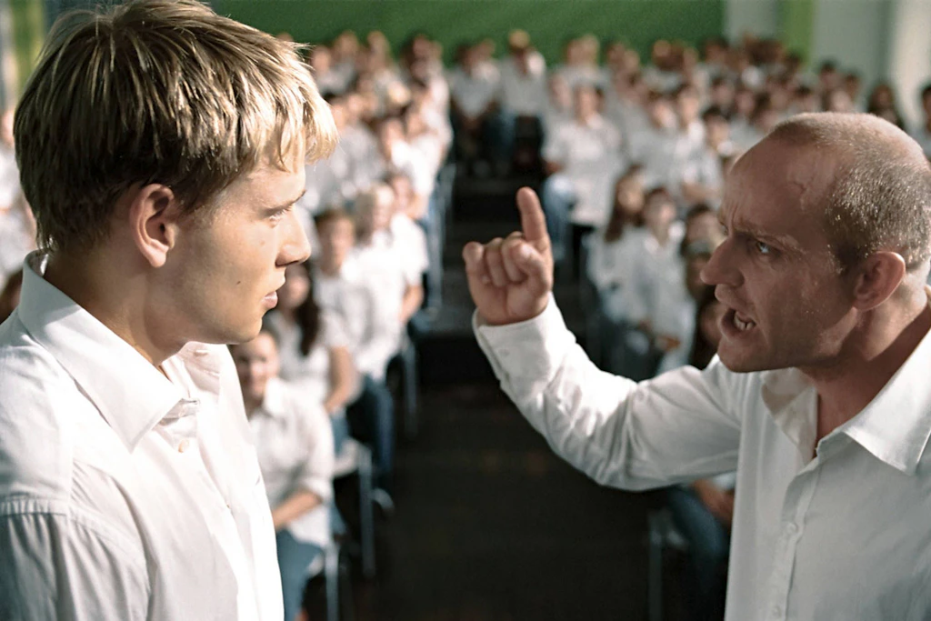 In „Die Welle“ mit Jürgen Vogel, 2008