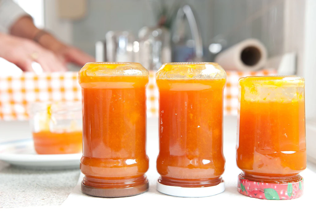 Die Einkochfrage: Muss man Marmeladengläser auf den Kopf stellen oder nicht?