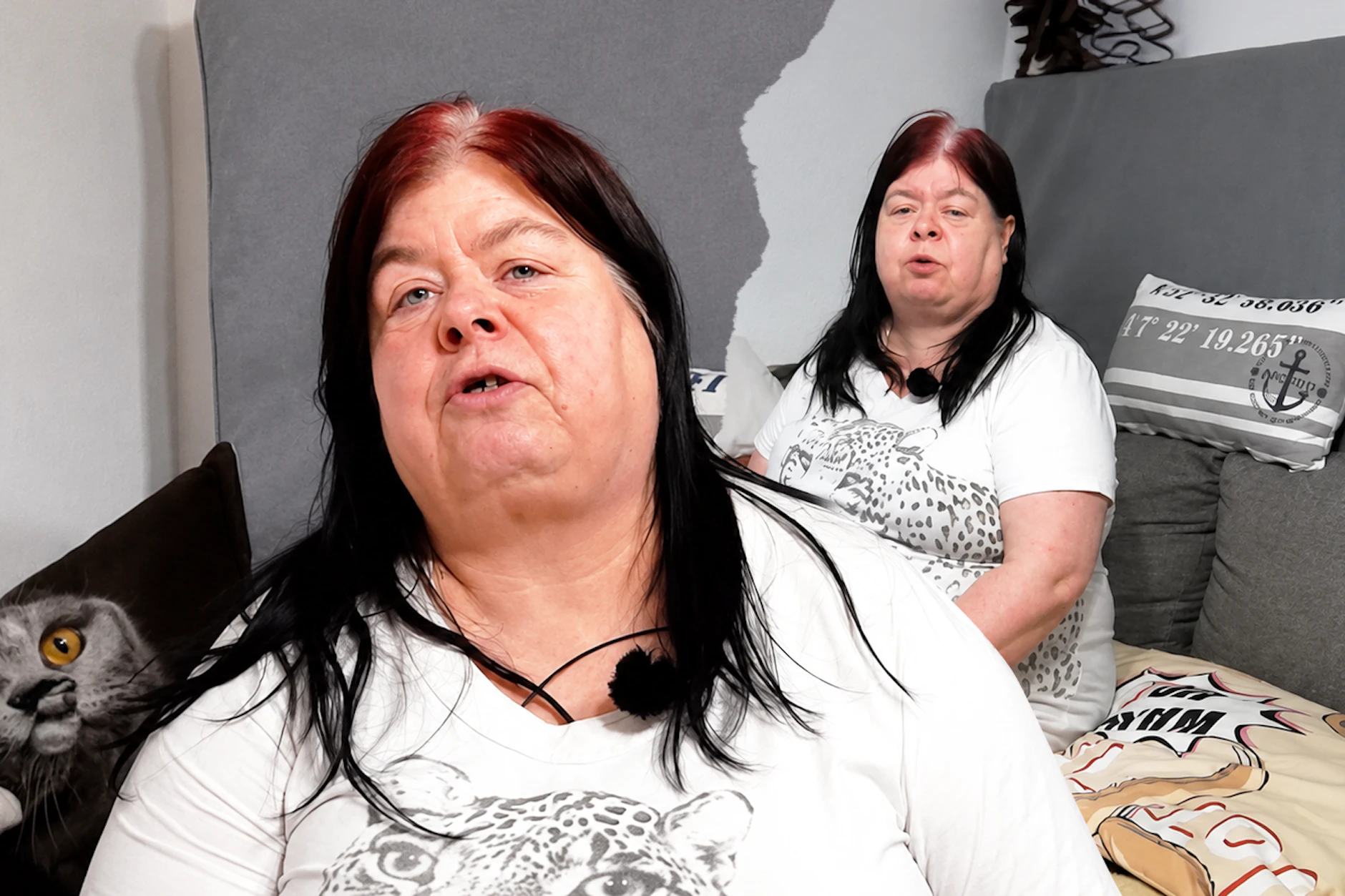 Pamela achtet sehr auf ihr Äußeres - und gibt jeden Monat rund 80 Euro für Kosmetik aus, sagt sie. Umso mehr freut sich die Bürgergeld-Empfängerin über das Geschenk einer Nachbarin.