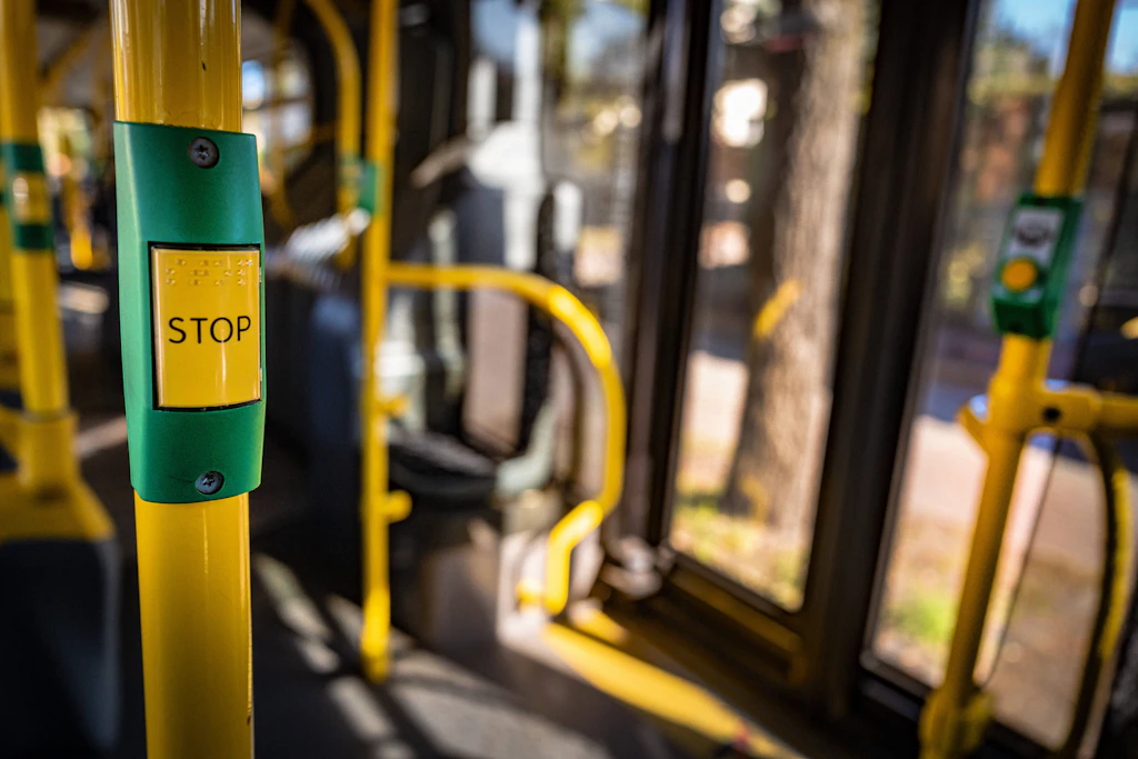 Der Berliner Nahverkehr: Immer für eine Erfahrung gut, auf die man gern verzichtet hätte.