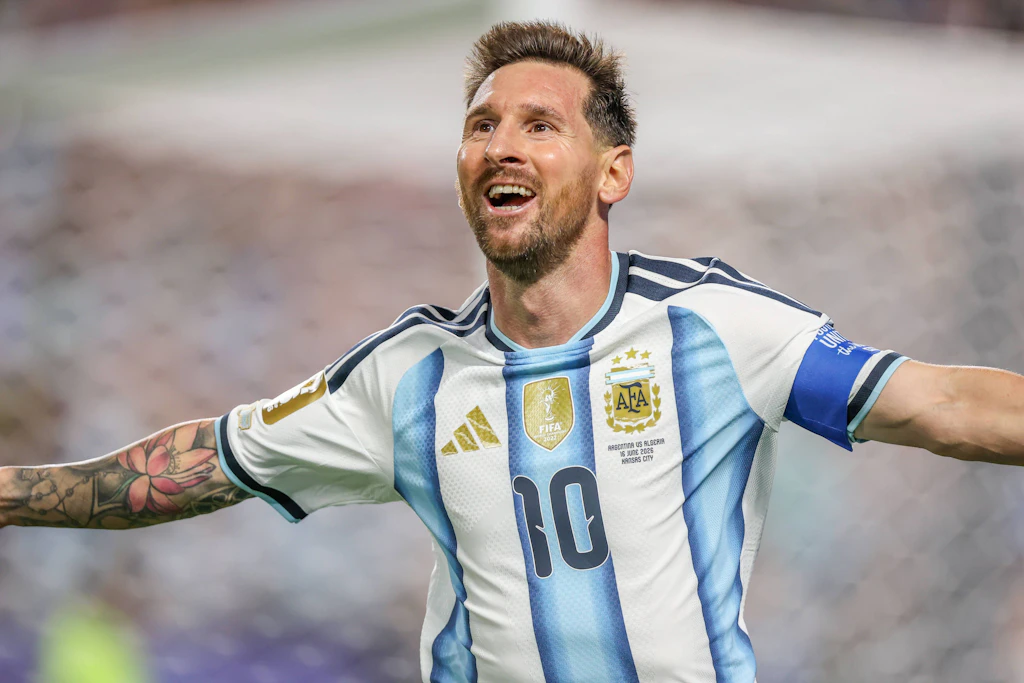 Lionel Messi: Der Superstar sorgte beim Auftakt Argentiniens gegen Algerien für einen Hattrick.