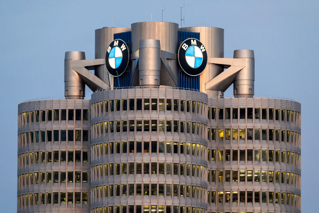 BMW: Es sieht nach Personalabbau aus.
