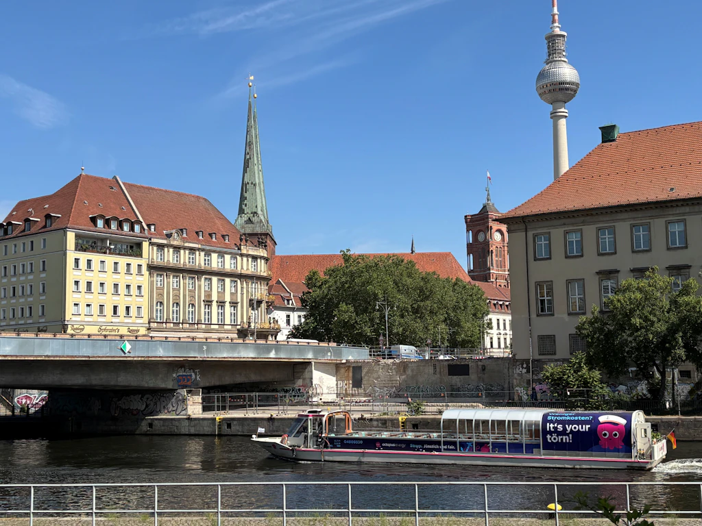 Täglich droht der Kollaps: Jetzt baut ein polnischer Konzern diese Problembrücke in Mitte neu