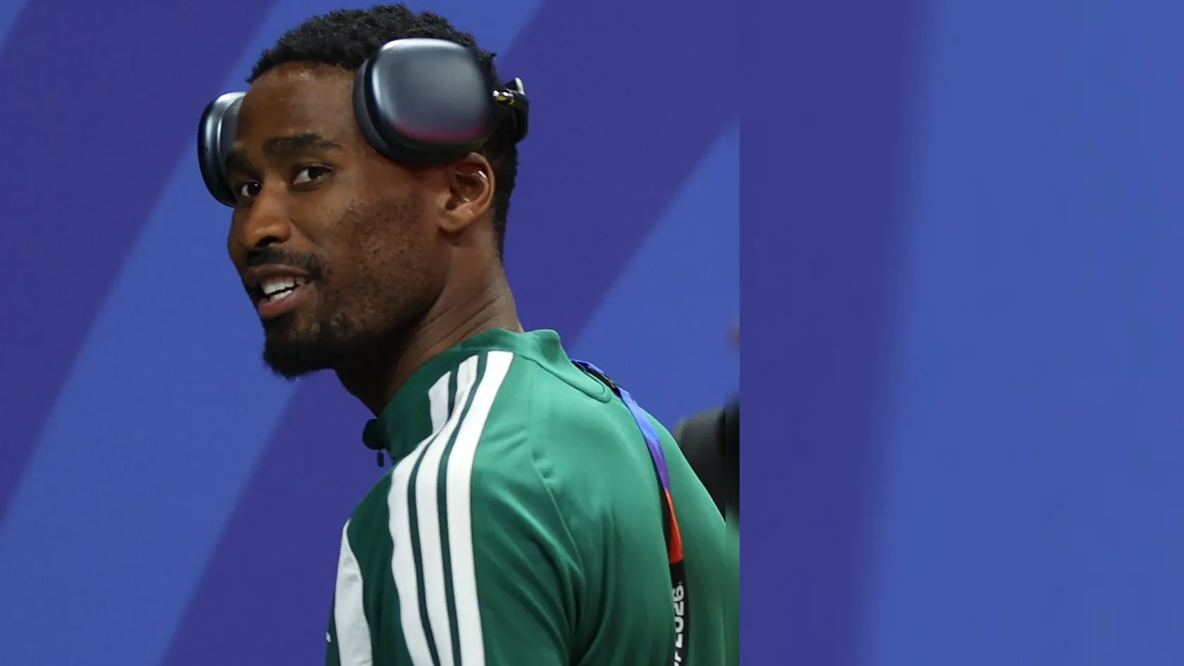 Sipho Chaine ist Nationalspieler für Südafrika.