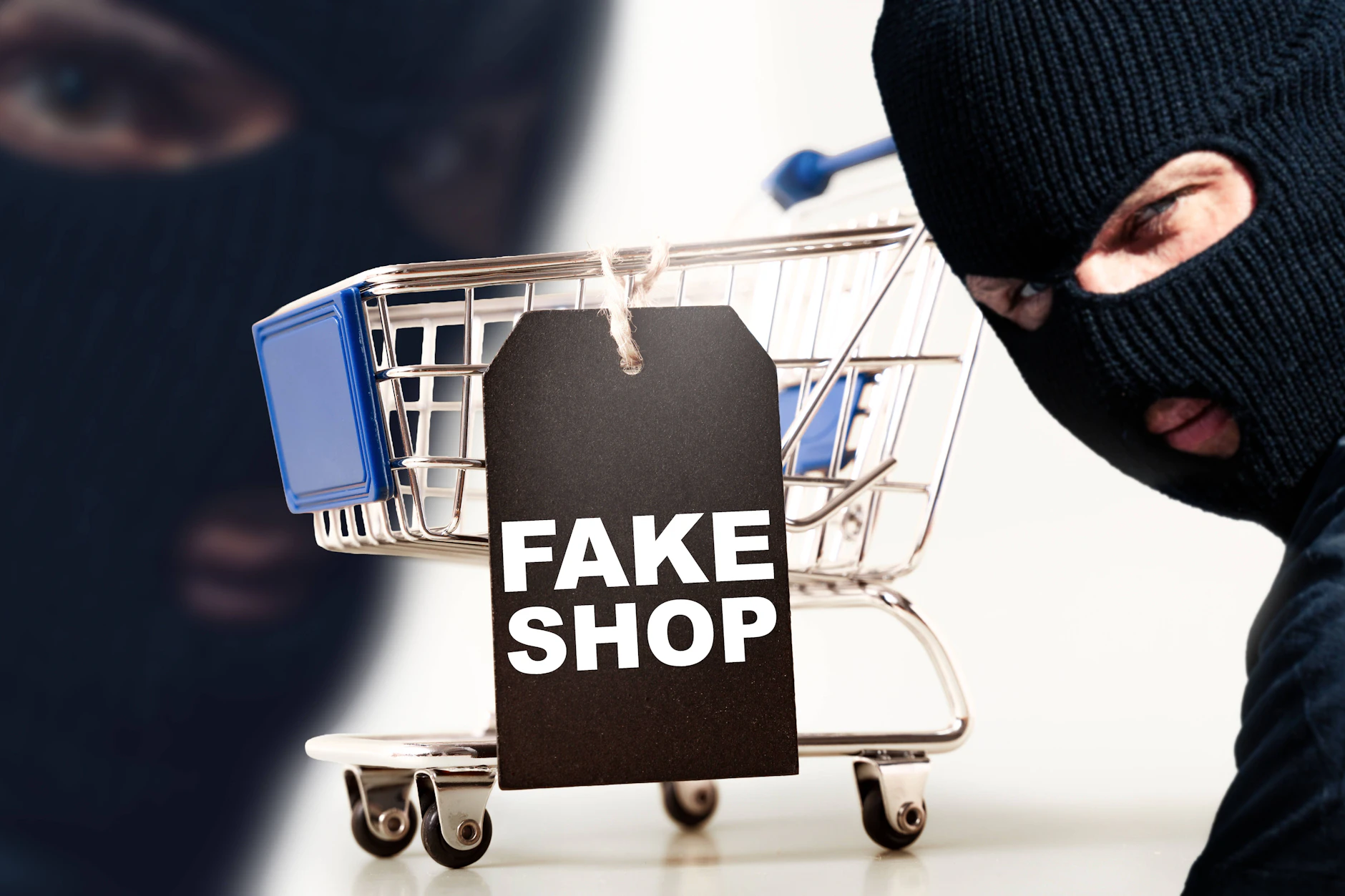 Das Internet ist voll von Fake Shops. Die Verbraucherzentrale warnt beim Onlinekauf vor den Risiken.