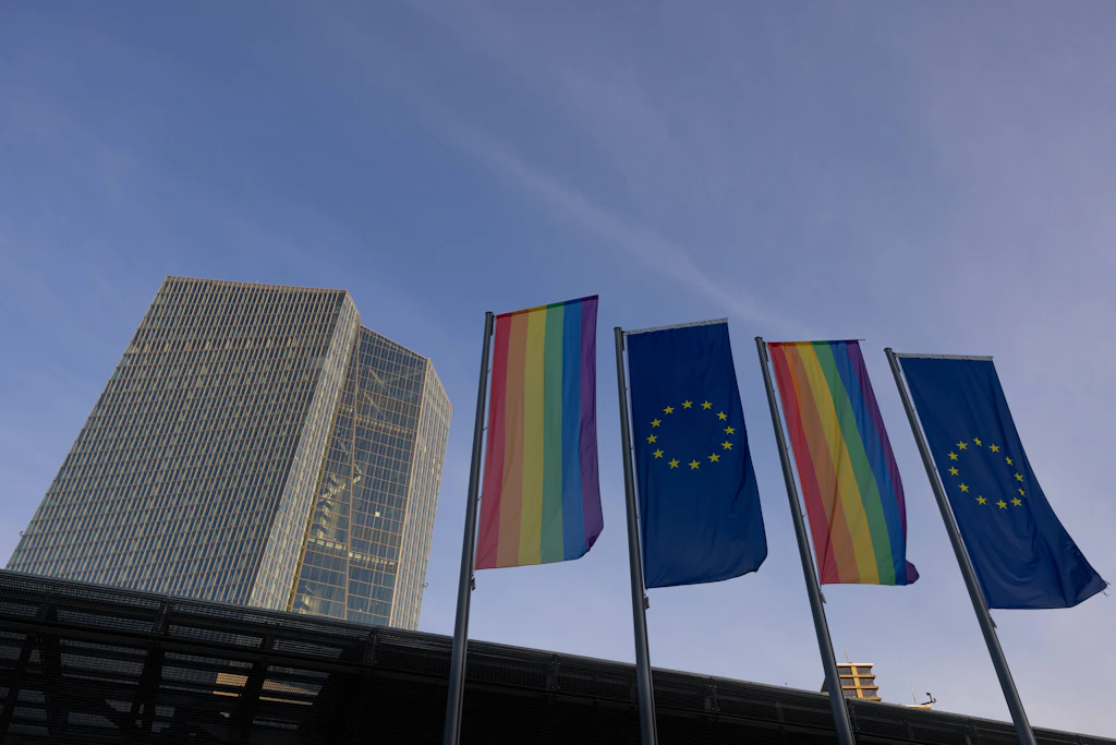 Pride Month: Wie glaubwürdig sind die Diversity-Kampagnen großer deutscher Unternehmen?