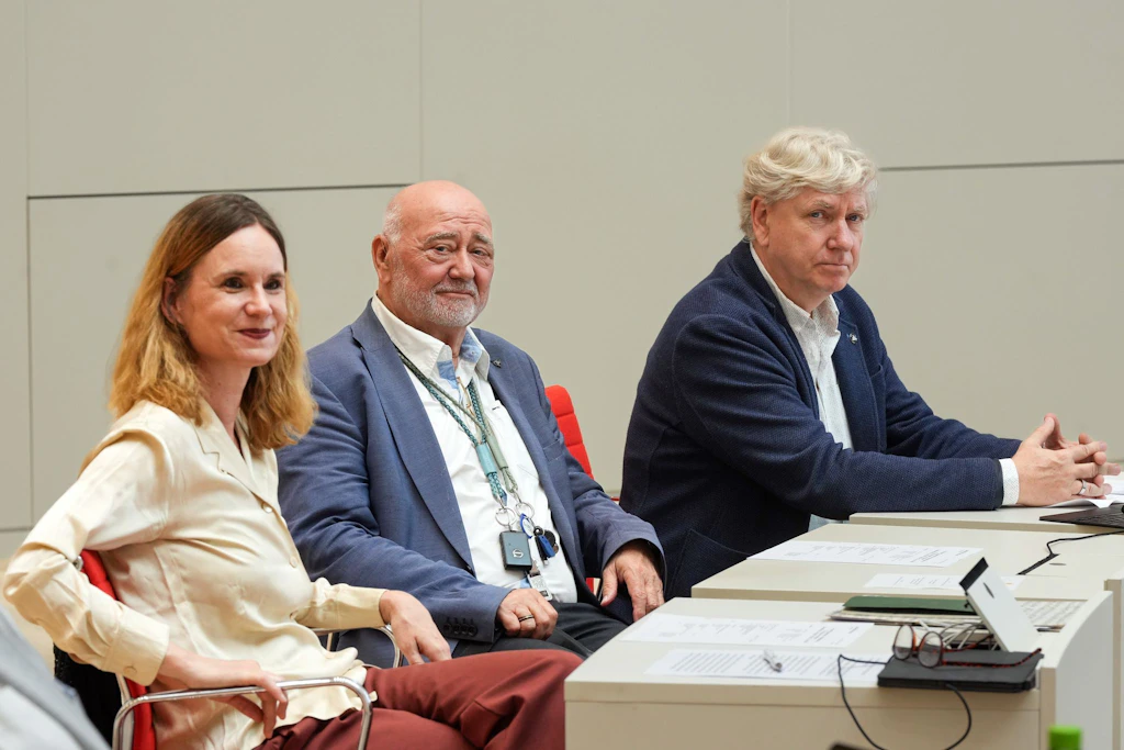 Brandenburgs neue Landtagsgruppe: Warum drei Ex-BSW-Abgeordnete plötzlich 900.000 Euro erhalten