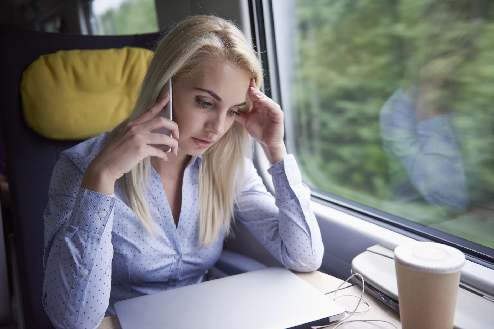 Längere Fahrzeiten und Umleitungen sorgen bei vielen Pendlern für zusätzlichen Stress im Alltag (Symbolbild).