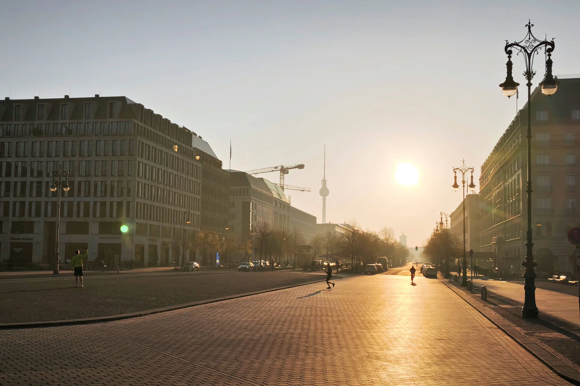 Sommersonnenwende 2026: Warum die Sonne sich nicht daran hält