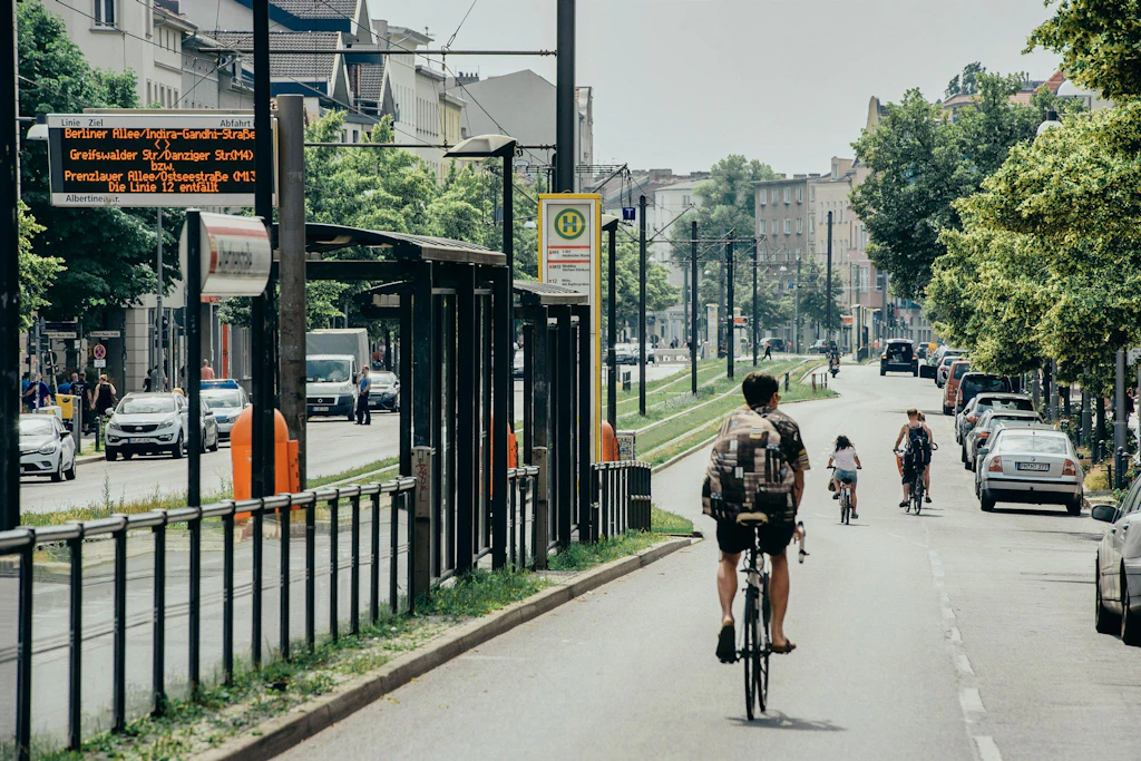 Fahrradfahrer aufgepasst: Diese Berliner Straße ist lebensgefährlich