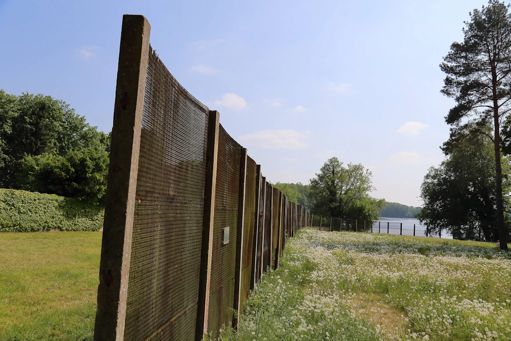 Wo im Westen Berlins der Osten mitten im See beginnt